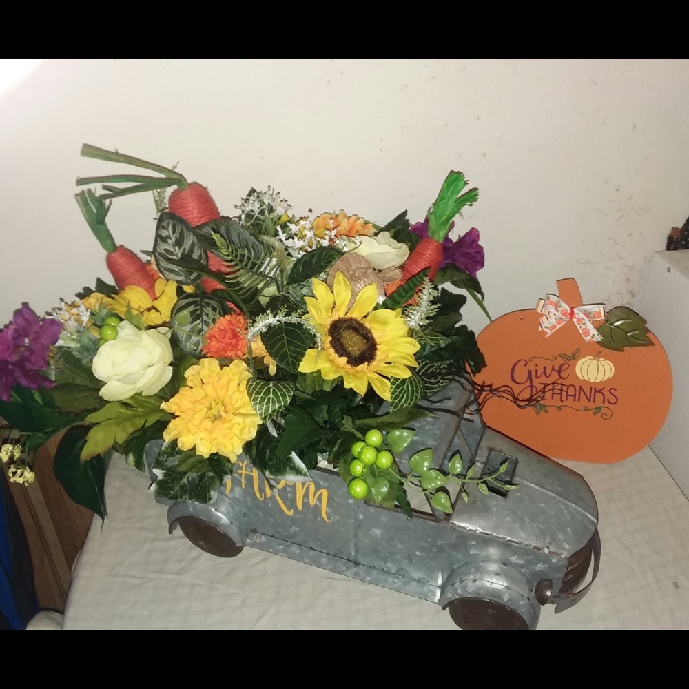 Vintage truck centerpiece